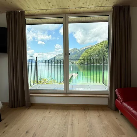 Seehotel Lilly Strobl Exterior photo