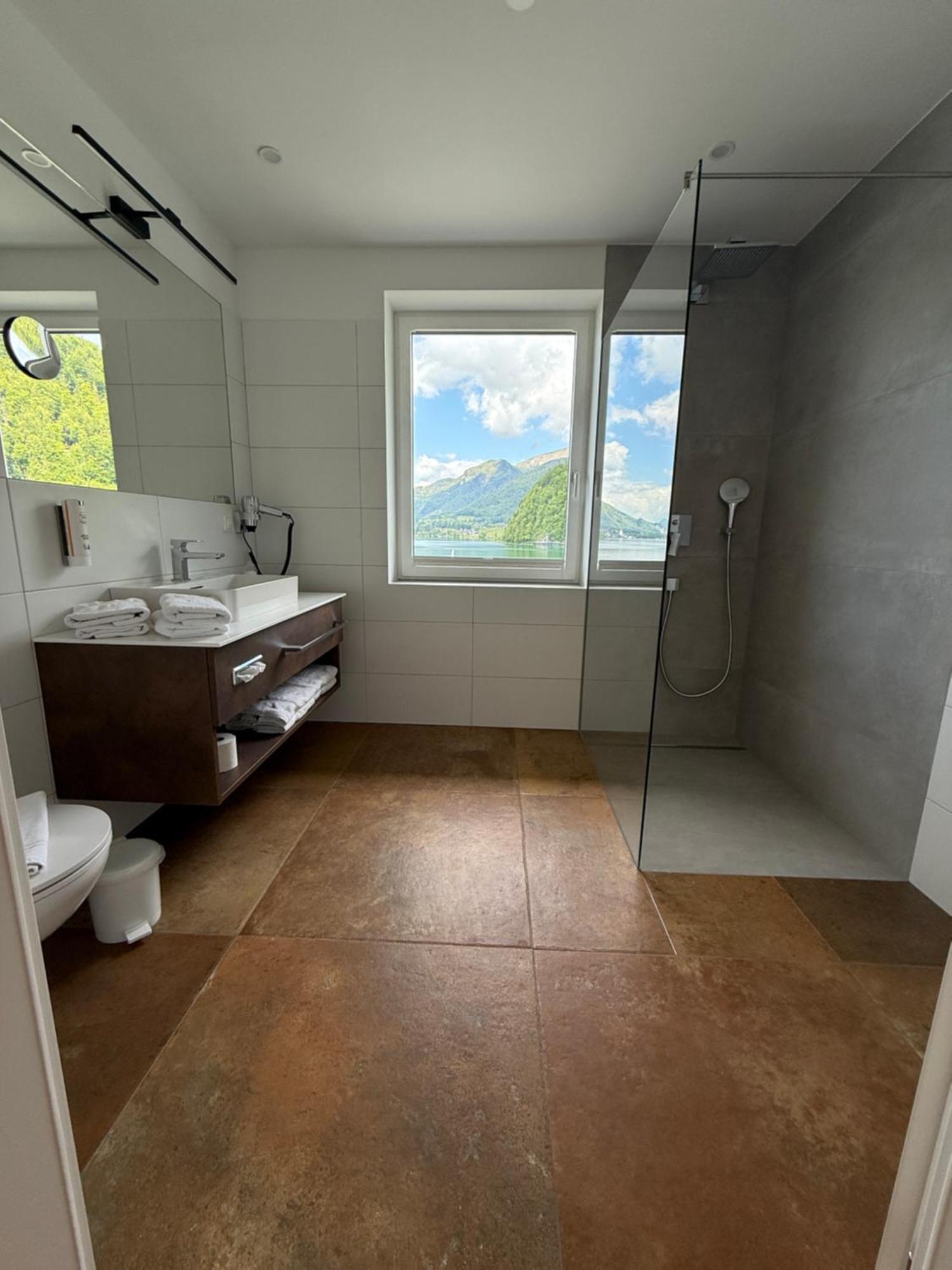 Seehotel Lilly Hotel Strobl