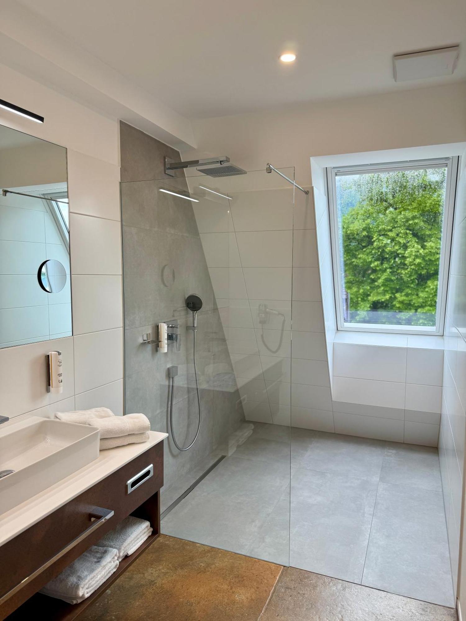 Hotel Seehotel Lilly 3*